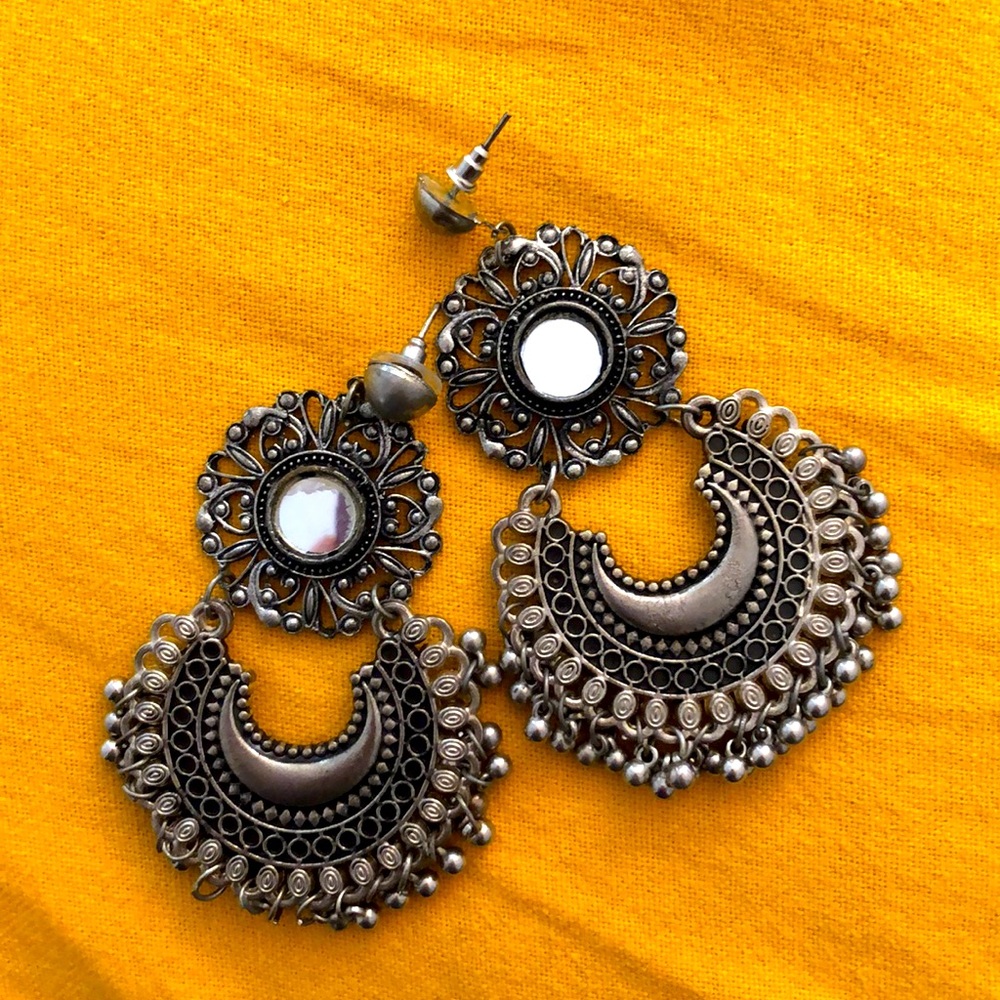 Antique silver Earrings
